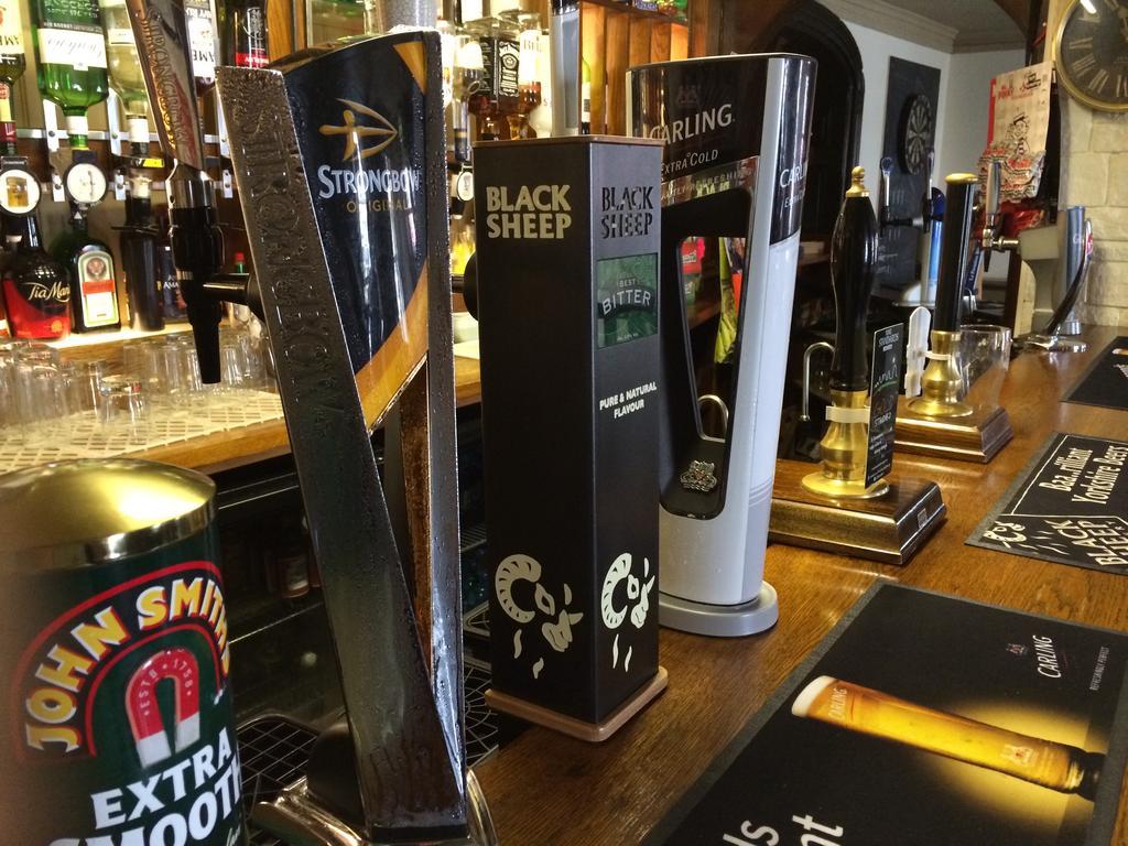 Готель Kings Arms - Kirkby Stephens Екстер'єр фото