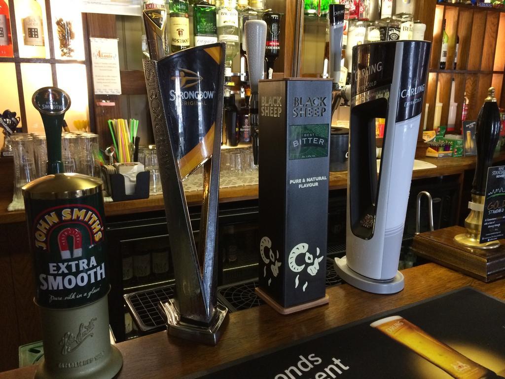 Готель Kings Arms - Kirkby Stephens Екстер'єр фото
